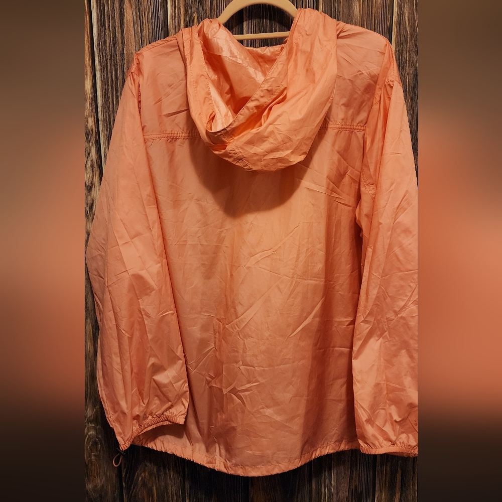 J.CREW LIGHT WEIGHT PULLOVER WITH ZIPPER POCKET - Picture 2 of 4